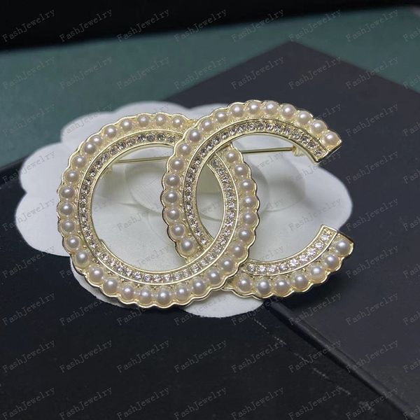 women men designer brand letter brooches 18k plated inlay crystal jewelry brooch charm pearl 2023 marry christmas party gift accessorie, Gray
women men designer brand letter brooches 18k plated inlay crystal jewelry brooch charm pearl 2023 marry christmas party gift accessorie, Gray