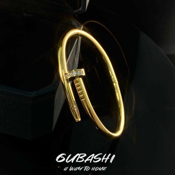 2023 designer carti bracelet jewelry bangle titanium steel synthetic zircon bracelet ins light luxury small bracelet, Black
2023 designer carti bracelet jewelry bangle titanium steel synthetic zircon bracelet ins light luxury small bracelet, Black