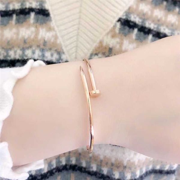 designer carti bracelet jewelry bangle gold sweet fine bracelet adjustable exquisite women's color gold bracelet fine style, Black
designer carti bracelet jewelry bangle gold sweet fine bracelet adjustable exquisite women's color gold bracelet fine style, Black
