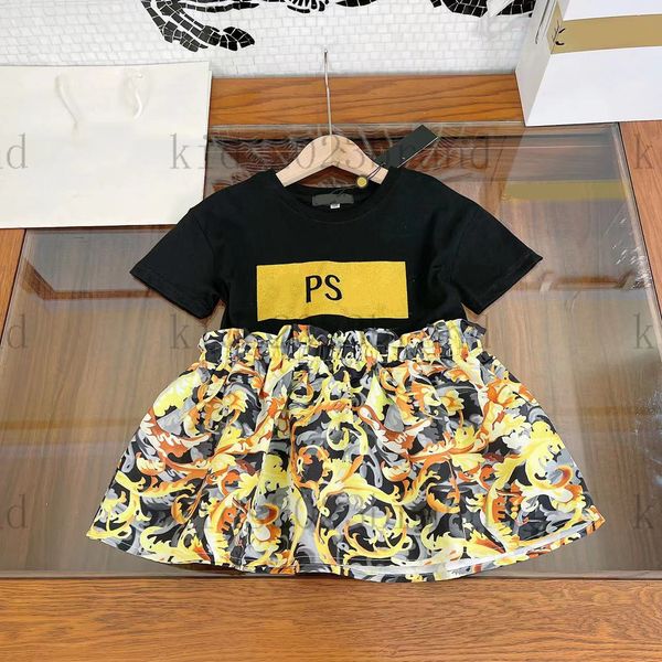 summer girls' patchwork dress princess dress high end fashion children mesh panel dresses girls short sleeves dress kids cotton big ski, Red;yellow
summer girls' patchwork dress princess dress high end fashion children mesh panel dresses girls short sleeves dress kids cotton big ski, Red;yellow