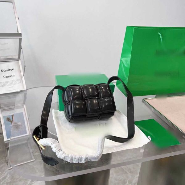 bvs designer luxury womens bottegas bags handbag venetas woven bag pouch nylon fashion shoulder jodie totes leather crossbody bag cassette m
bvs designer luxury womens bottegas bags handbag venetas woven bag pouch nylon fashion shoulder jodie totes leather crossbody bag cassette m