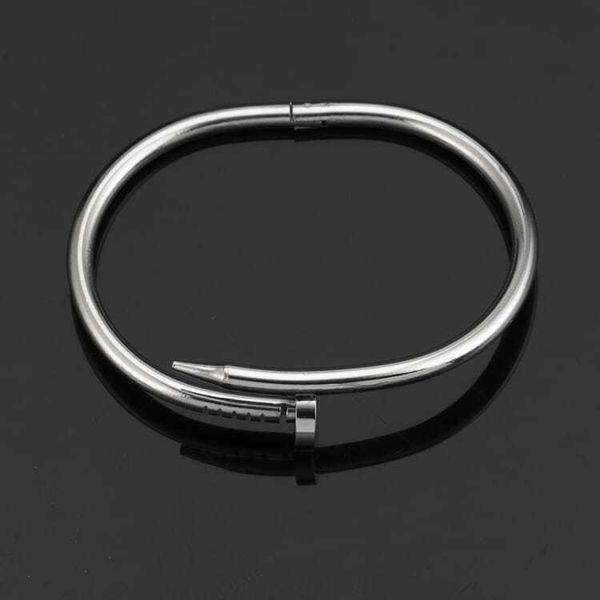 designer carti bracelet ins minimalist fashion men's and women's trendy rock titanium steel bracelet, Black
designer carti bracelet ins minimalist fashion men's and women's trendy rock titanium steel bracelet, Black