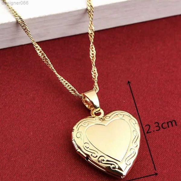 design astonish a surprise packet fine gold heart locket pendant necklace chain gift box, Silver
design astonish a surprise packet fine gold heart locket pendant necklace chain gift box, Silver
