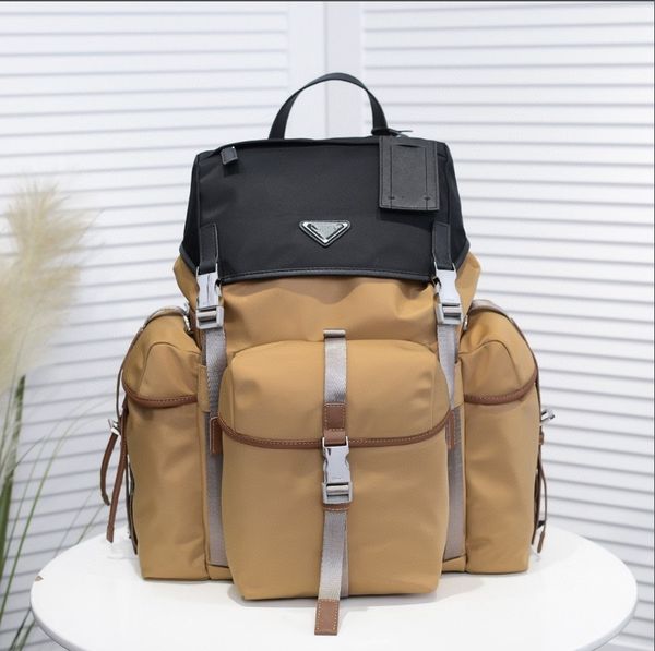 2023 men backpacks designer fashion schoolbag large capacity boy travel backpack classic rope buckle lapbag with designer backpack totes bag
2023 men backpacks designer fashion schoolbag large capacity boy travel backpack classic rope buckle lapbag with designer backpack totes bag