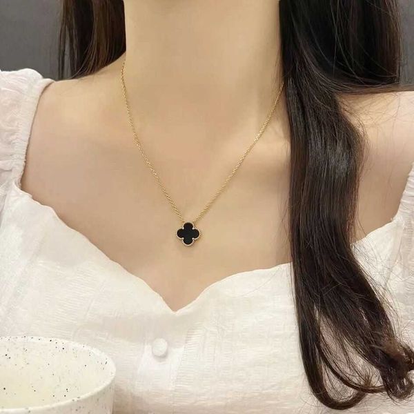 van clover necklace designer necklace four leaf clover valentine's day gift collar necklace luxurious classic celebrity silver
van clover necklace designer necklace four leaf clover valentine's day gift collar necklace luxurious classic celebrity silver