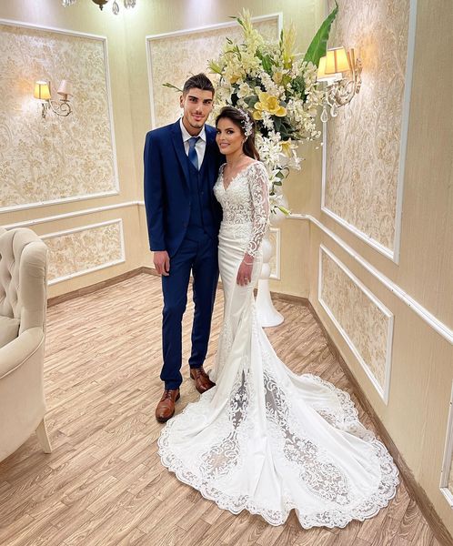 elegant mermaid boho wedding dress 2023 with train luxury lace bohemian bridal dresses chic long sleeve satin church bride gown vestido de n, White
elegant mermaid boho wedding dress 2023 with train luxury lace bohemian bridal dresses chic long sleeve satin church bride gown vestido de n, White