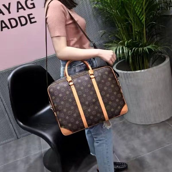 fashion business men's briefcase notebook computer handbag shoulder office messenger bag pu 14 inches louise purse vutton crossbody viu
fashion business men's briefcase notebook computer handbag shoulder office messenger bag pu 14 inches louise purse vutton crossbody viu