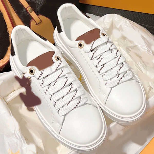 designer luxurys running shoes brand casual sneakers shoes for men womens white natural grey cream black printing mens sports sneakers train
designer luxurys running shoes brand casual sneakers shoes for men womens white natural grey cream black printing mens sports sneakers train
