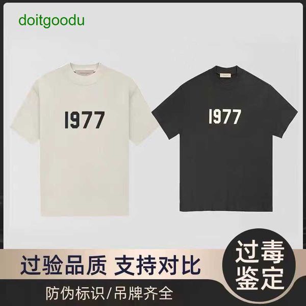 correct fosg fear god 1977 flocking season 8 printed cotton short sleeve t shirt for men and women couples, White;black
correct fosg fear god 1977 flocking season 8 printed cotton short sleeve t shirt for men and women couples, White;black