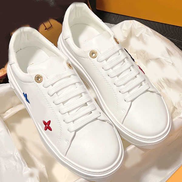 designer luxury sneakers trainer casual shoes for men womens white natural cream black mens sports sneakers trainers size 35-40
designer luxury sneakers trainer casual shoes for men womens white natural cream black mens sports sneakers trainers size 35-40