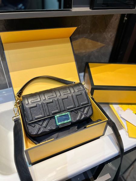 7a baguette shoulder bag women f logo leather flap high capacity metal magnetic strap 25cm designer luxury
7a baguette shoulder bag women f logo leather flap high capacity metal magnetic strap 25cm designer luxury