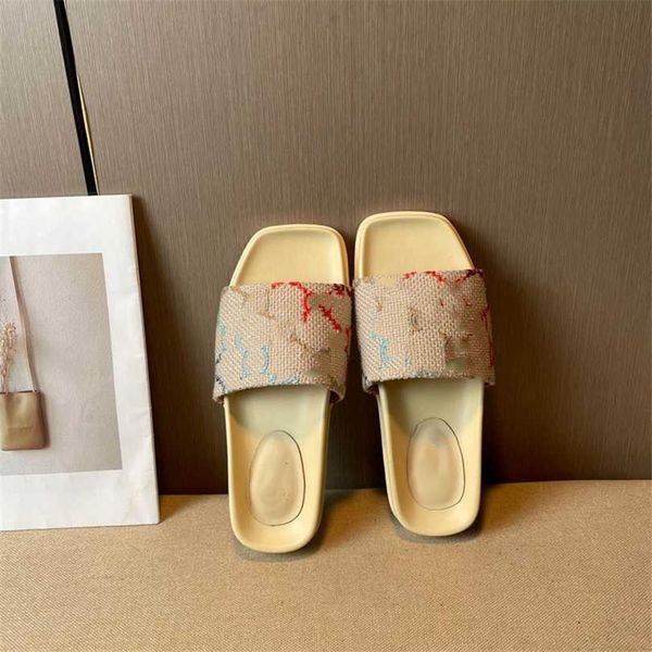 fashion slippers 2023 ggity luxury design summer men and women flat shoes thick sole leather rubber letter logo casual cartoon slippers 05-0, Black
fashion slippers 2023 ggity luxury design summer men and women flat shoes thick sole leather rubber letter logo casual cartoon slippers 05-0, Black