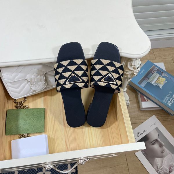 shoes slippers black beige slippers embroidered sandals fabric jacquard triangle slides mules knitted flip flops summer flat slide size 35-4, White;red
shoes slippers black beige slippers embroidered sandals fabric jacquard triangle slides mules knitted flip flops summer flat slide size 35-4, White;red