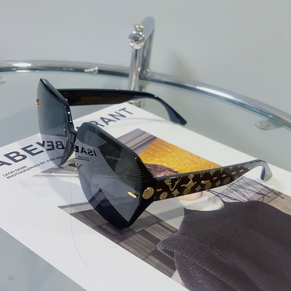 designer sunglasses fashion man woman sun glasses classic letter design goggle adumbral 5 color option, White;black
designer sunglasses fashion man woman sun glasses classic letter design goggle adumbral 5 color option, White;black
