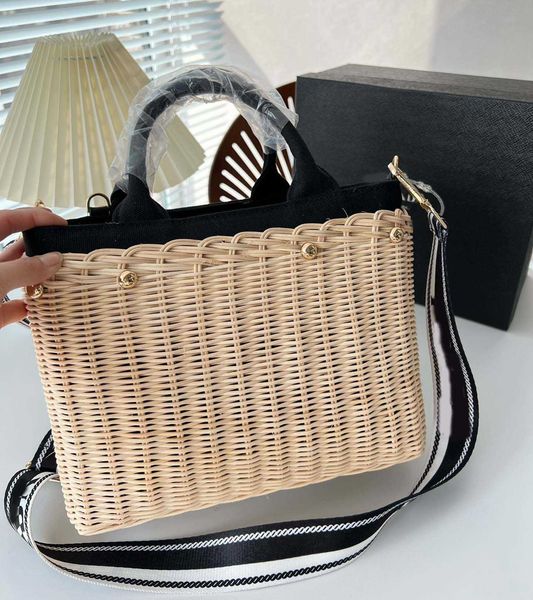straw bag designer beach bag handbags shopping woven tote bags square suitable for holiday single messenger crossbody purses 230331
straw bag designer beach bag handbags shopping woven tote bags square suitable for holiday single messenger crossbody purses 230331