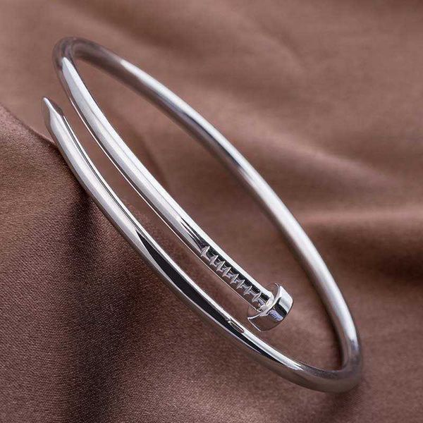 designer bracelet carti bangle jewelry silver fashion bracelet women's smooth opening simple personality, Black
designer bracelet carti bangle jewelry silver fashion bracelet women's smooth opening simple personality, Black
