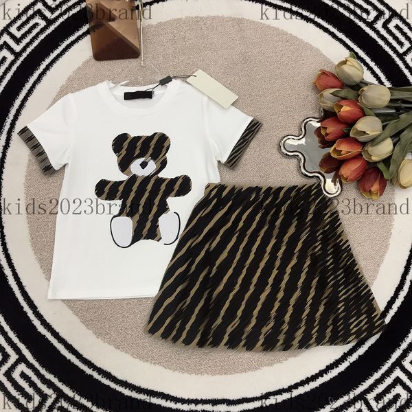fashion girls short dresses sets bear printing designer brown color t shirts half skirts 2023 high end girls t-shirt short sleeves double la, White
fashion girls short dresses sets bear printing designer brown color t shirts half skirts 2023 high end girls t-shirt short sleeves double la, White