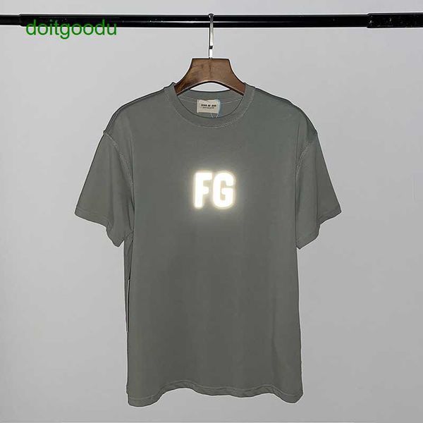 fashion brand fosg letter fg reflective olive green short sleeve round neck casual t shirt, White;black
fashion brand fosg letter fg reflective olive green short sleeve round neck casual t shirt, White;black