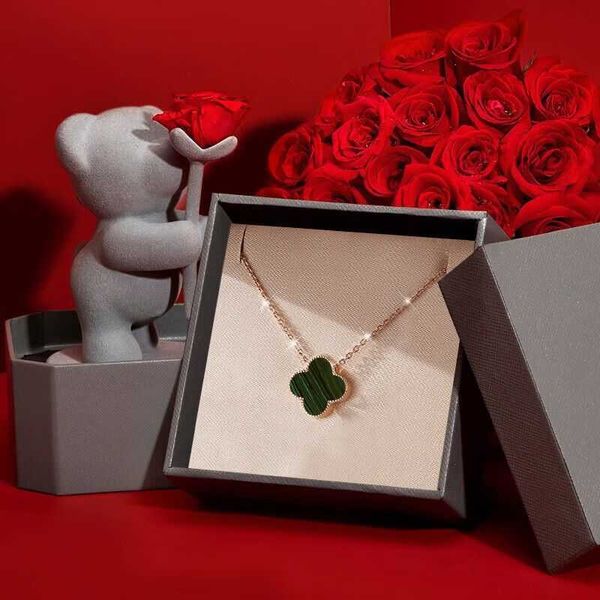 van clover necklace designer four leaf clover pendant chain 18k gold necklace female pendant valentines day girlfriend gift, Silver
van clover necklace designer four leaf clover pendant chain 18k gold necklace female pendant valentines day girlfriend gift, Silver