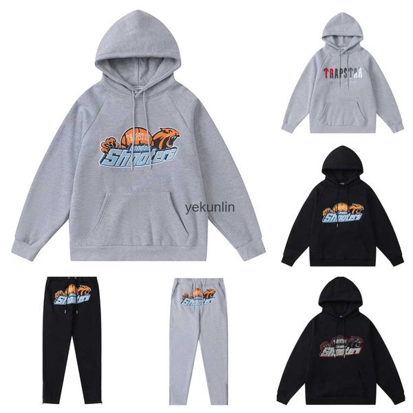 trapstar hoodie trapstar tracksuits men woman fleece tracksuit sets hoodies pants set running hoody designer sweatshirt sport joggers sweatp, White;black
trapstar hoodie trapstar tracksuits men woman fleece tracksuit sets hoodies pants set running hoody designer sweatshirt sport joggers sweatp, White;black