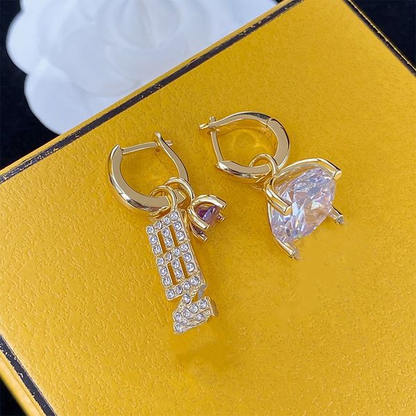 classic designer stud earrings pearl f for women men earring luxurys designers heart gold hoop letter stud earrings jewelry, Golden;silver
classic designer stud earrings pearl f for women men earring luxurys designers heart gold hoop letter stud earrings jewelry, Golden;silver