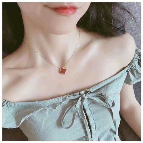 van clover necklace four leaf clover pendant chain 18k necklace four leaves happiness grass gold female clavicle chain sided luxury gift, Silver
van clover necklace four leaf clover pendant chain 18k necklace four leaves happiness grass gold female clavicle chain sided luxury gift, Silver