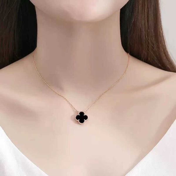 van clover necklace designer clover pendant chain women's sterling silver collar chain pendant light luxury small sweater gift for girl
van clover necklace designer clover pendant chain women's sterling silver collar chain pendant light luxury small sweater gift for girl