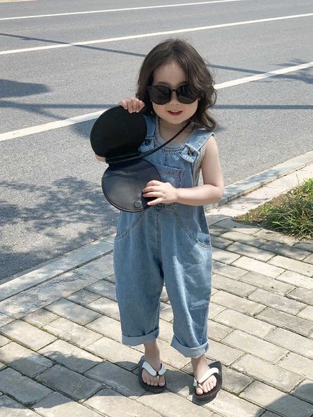 milancel 2023 summer kids clothing set kids overall loose style girls denim pants and vest girls suit p230331, White
milancel 2023 summer kids clothing set kids overall loose style girls denim pants and vest girls suit p230331, White