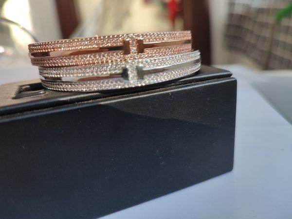 silver torque designer solid gold tennis bangle luxury bracelets set drilling brand fashion diamond jewelry for men women party wedding ever, Golden;silver
silver torque designer solid gold tennis bangle luxury bracelets set drilling brand fashion diamond jewelry for men women party wedding ever, Golden;silver