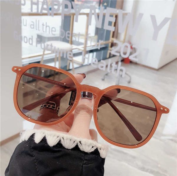 frames tr90 frame plate foot polarized women fashion personality street p sunglasses men polygon sunglasses s32057, White;black
frames tr90 frame plate foot polarized women fashion personality street p sunglasses men polygon sunglasses s32057, White;black