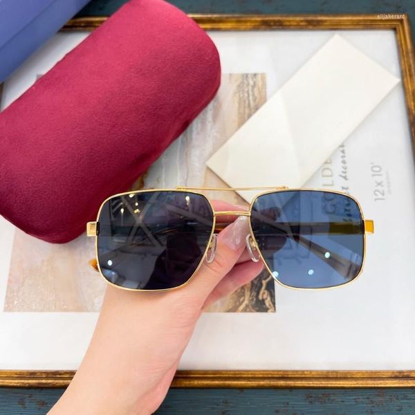 fashion gradient sunglasses - 2023 men and women's brand design eyeglasses with uv400 frame and lens eyewear, White;black
fashion gradient sunglasses - 2023 men and women's brand design eyeglasses with uv400 frame and lens eyewear, White;black