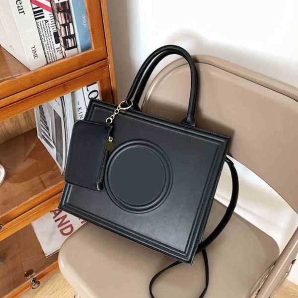 evening bags tb totes handbags designer shoulder bag women's tote bag leather messenger bag large capacity embossed tote ladies bookbag
evening bags tb totes handbags designer shoulder bag women's tote bag leather messenger bag large capacity embossed tote ladies bookbag