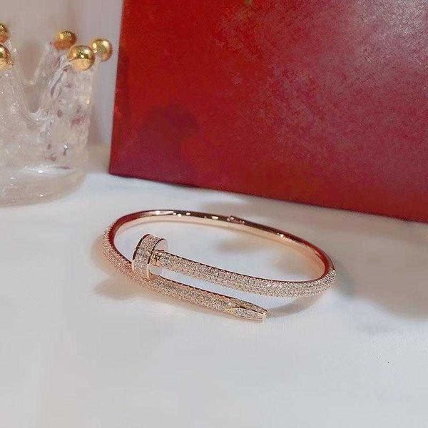 designer bracelet carti bangle jewelry full star bracelet with gold elegant fashion diamond couple gives girlfriend style, Black
designer bracelet carti bangle jewelry full star bracelet with gold elegant fashion diamond couple gives girlfriend style, Black