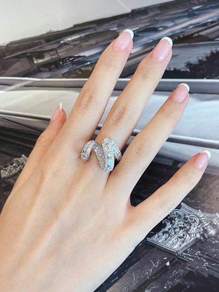 2022 cross aaaaa zircon finger ring white gold filled wedding band rings for women promise engagement jewelry birthday gift, Slivery;golden
2022 cross aaaaa zircon finger ring white gold filled wedding band rings for women promise engagement jewelry birthday gift, Slivery;golden