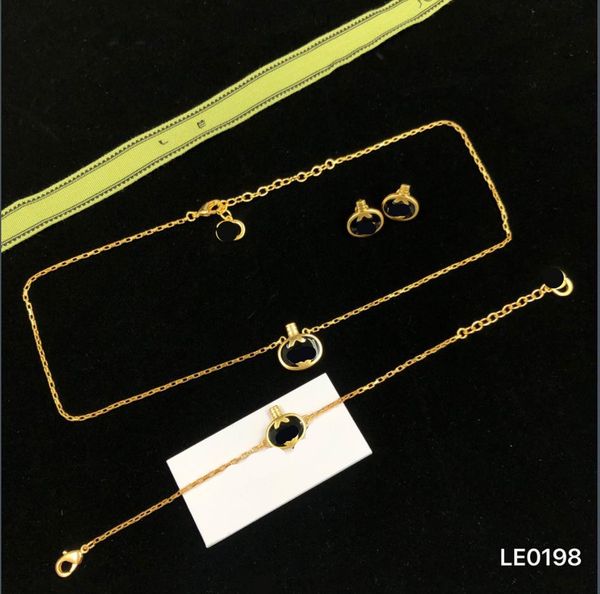 2023 pendant necklaces luxury brand fashion jewelry x new set necklace earrings bracelet, Silver
2023 pendant necklaces luxury brand fashion jewelry x new set necklace earrings bracelet, Silver