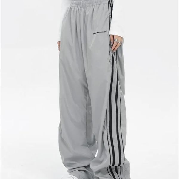 women s pants s y2k women streetwear techwear cargo korean harajuku parachute track men tech sweatpants wide leg joggers trousers clothes l2, Black;white
women s pants s y2k women streetwear techwear cargo korean harajuku parachute track men tech sweatpants wide leg joggers trousers clothes l2, Black;white