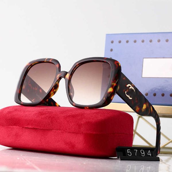 frames 2022 new style square personality versatile fashion men's and women's trend sunglasses, White;black
frames 2022 new style square personality versatile fashion men's and women's trend sunglasses, White;black