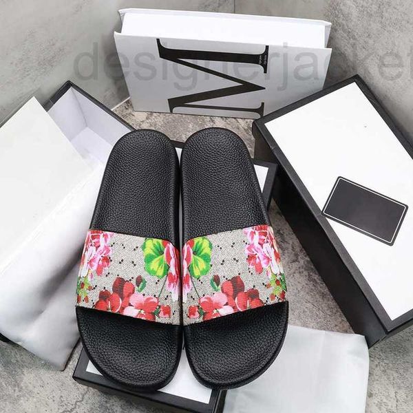 slippers designer 2023 sandals stylish slides luxury fashion classics sandal men women slipper flat shoes slide brmq, Black
slippers designer 2023 sandals stylish slides luxury fashion classics sandal men women slipper flat shoes slide brmq, Black