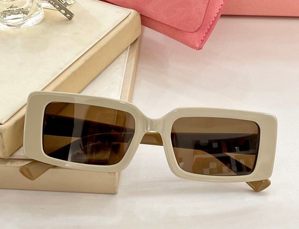 brown rectangle sunglasses for women shades summer sunnies fashion sun glasses shades uv400 protection eyewear with box, White;black
brown rectangle sunglasses for women shades summer sunnies fashion sun glasses shades uv400 protection eyewear with box, White;black