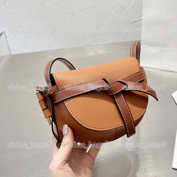 brand shoulder crossbody bags designer women messenger handbags wholesale men waist bag leather small square hand bags
brand shoulder crossbody bags designer women messenger handbags wholesale men waist bag leather small square hand bags