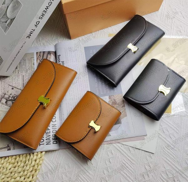 fashion designer women wallets leather long and short coin purse classic card holder with box, Red;black
fashion designer women wallets leather long and short coin purse classic card holder with box, Red;black