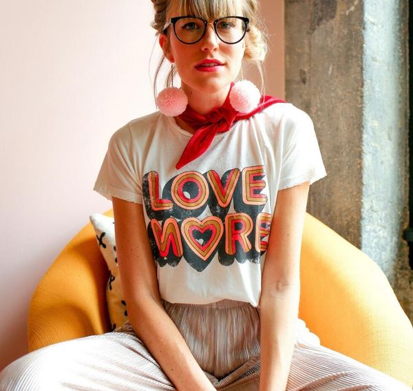 women s t shirt summer love more letters sweet style casual white tshirts vintage 80s 90s graphic cotton tees plus size ins fashion tshirt w
women s t shirt summer love more letters sweet style casual white tshirts vintage 80s 90s graphic cotton tees plus size ins fashion tshirt w