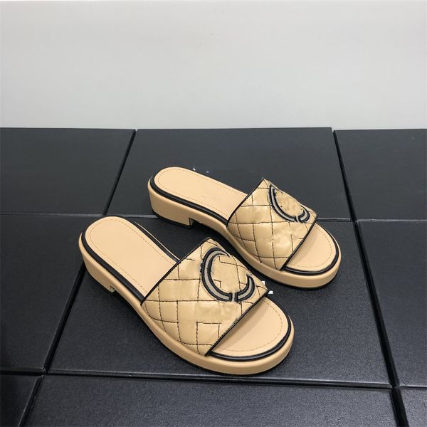 designer beach shoes women slipper luxury cc slides fashion outdoor slippers summer sandals classics shoe vb3
designer beach shoes women slipper luxury cc slides fashion outdoor slippers summer sandals classics shoe vb3