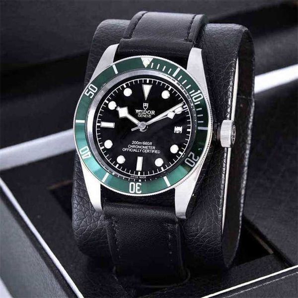 fashion tudors luxury designer watch men's watch small safflower vintage leather belt fully automatic mechanical luminous waterproof gt, Slivery;golden
fashion tudors luxury designer watch men's watch small safflower vintage leather belt fully automatic mechanical luminous waterproof gt, Slivery;golden