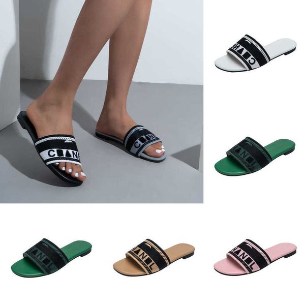 2023ss designer sandals paris woman embroidered c dazzle slipper ha girls nell sandal ladies flat slippers summer beach striped rainbow lett, Black
2023ss designer sandals paris woman embroidered c dazzle slipper ha girls nell sandal ladies flat slippers summer beach striped rainbow lett, Black