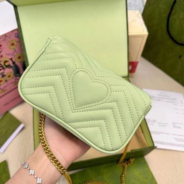 2023 designer women's bag luxury sweet retro pink chain small square one shoulder cross-body small fragrance senior sense leather bags
2023 designer women's bag luxury sweet retro pink chain small square one shoulder cross-body small fragrance senior sense leather bags
