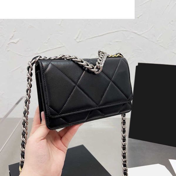 evening bags cc bag luxury brand shoulder bags womens 19 wallet purse bags silver hardware matelasse chain crossbody shoulder large capacity
evening bags cc bag luxury brand shoulder bags womens 19 wallet purse bags silver hardware matelasse chain crossbody shoulder large capacity