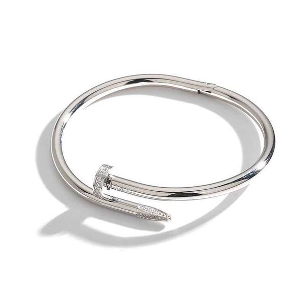 designer bracelet carti bangle jewelry titanium steel synthetic zircon sense light luxury small crowd design lovers' style, Black
designer bracelet carti bangle jewelry titanium steel synthetic zircon sense light luxury small crowd design lovers' style, Black
