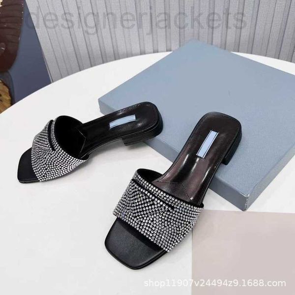 slippers designer spring and summer new fashion triangle rhinestone kitten heel shallow mouth simple comfortable flat bottom women 1azp, Black
slippers designer spring and summer new fashion triangle rhinestone kitten heel shallow mouth simple comfortable flat bottom women 1azp, Black
