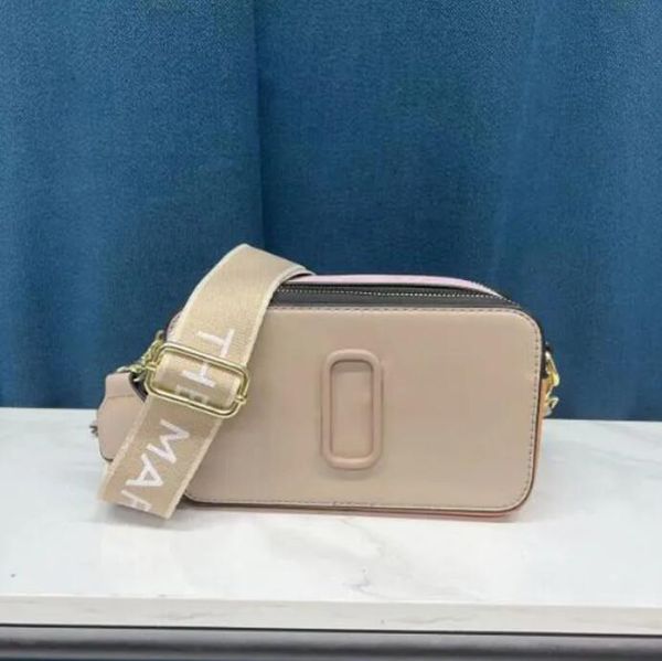 designer fashion bag handbag famous totes marc snapscamera small crossbody purse women shoulder bags messenger cross body j00606, Black;red
designer fashion bag handbag famous totes marc snapscamera small crossbody purse women shoulder bags messenger cross body j00606, Black;red